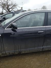 Porte avant gauche