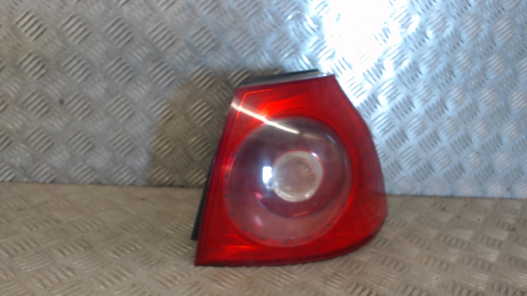 Fanale posteriore principale destro (luci)