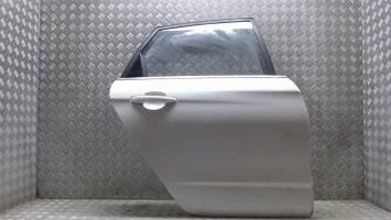Puerta trasera derecha