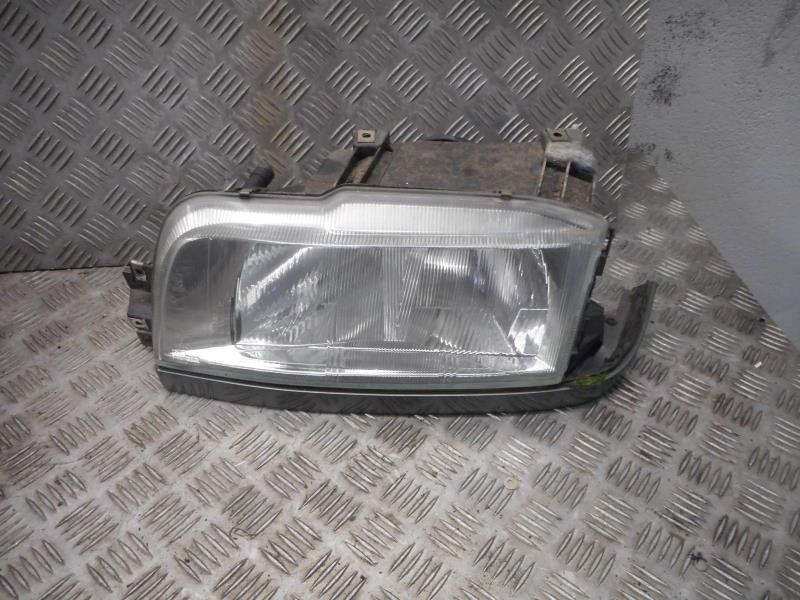 Gruppo ottico anteriore principale sinistro (luci)(faro)