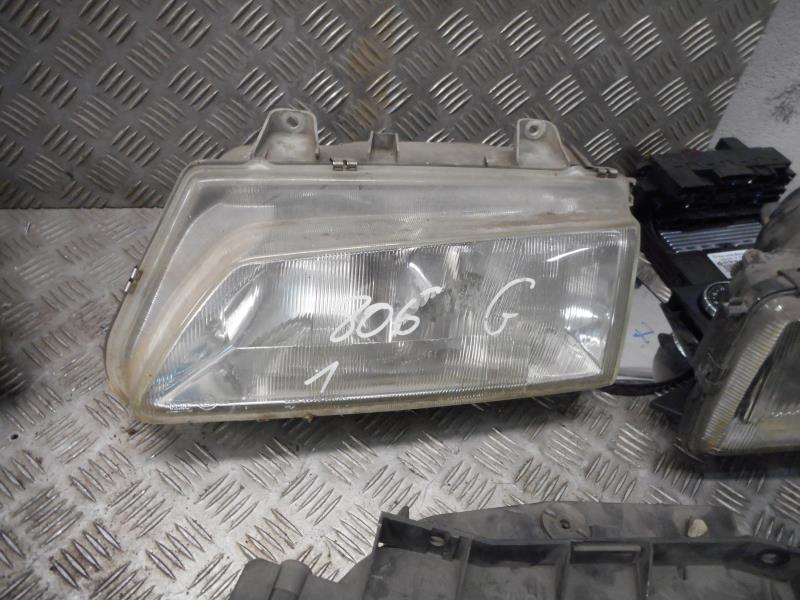 Gruppo ottico anteriore principale sinistro (luci)(faro)