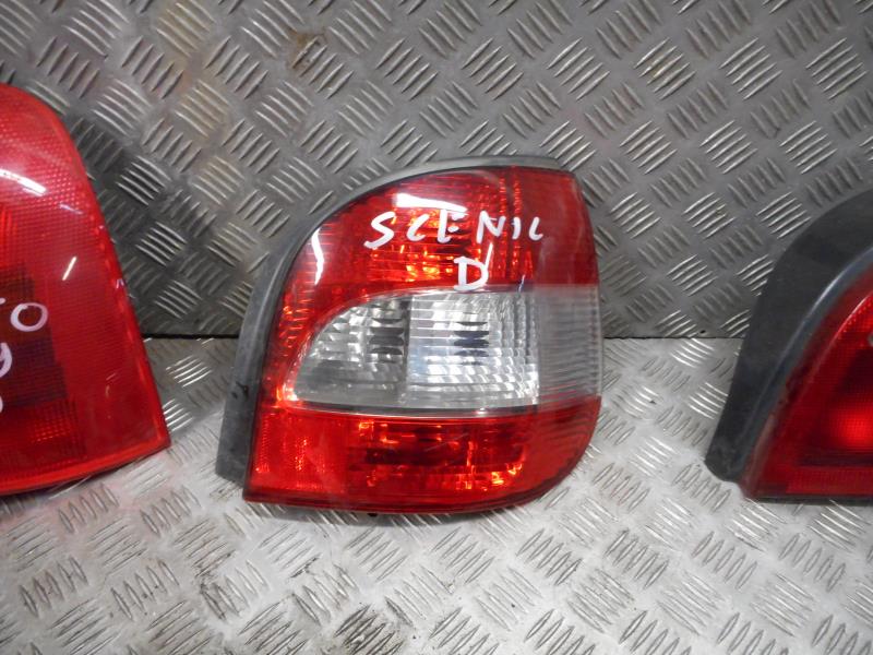 Fanale posteriore principale destro (luci)