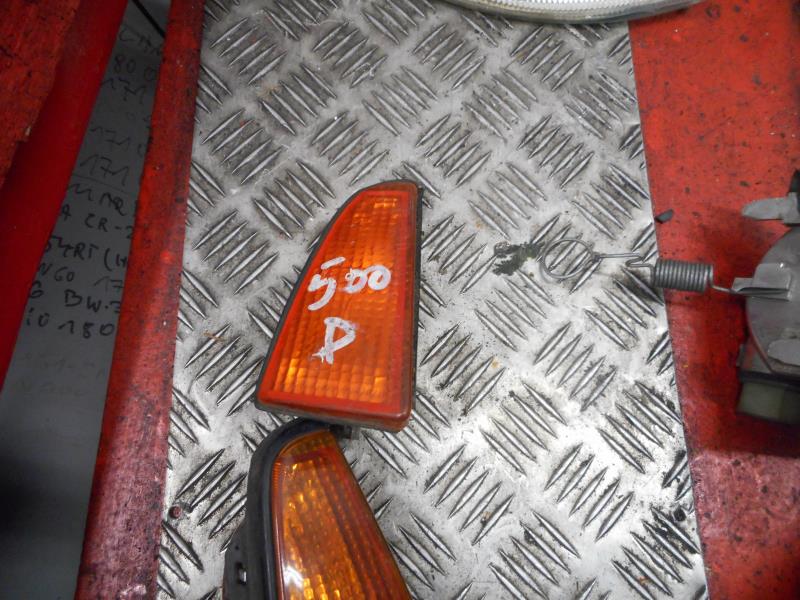Gruppo ottico anteriore secondario destro (luci)(freccia)