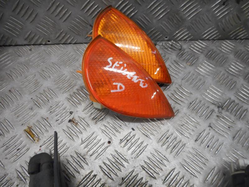 Gruppo ottico anteriore secondario destro (luci)(freccia)