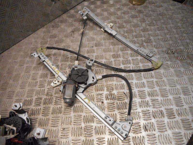 Leve vitre electrique avant droit