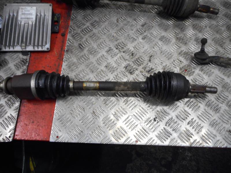 Cardan gauche (transmission)