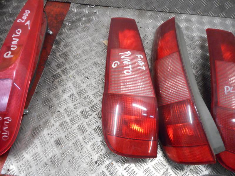 Fanale posteriore principale sinistro (luci)