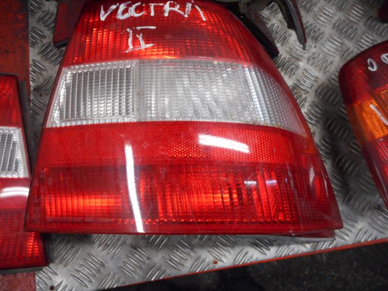 Fanale posteriore principale destro (luci)