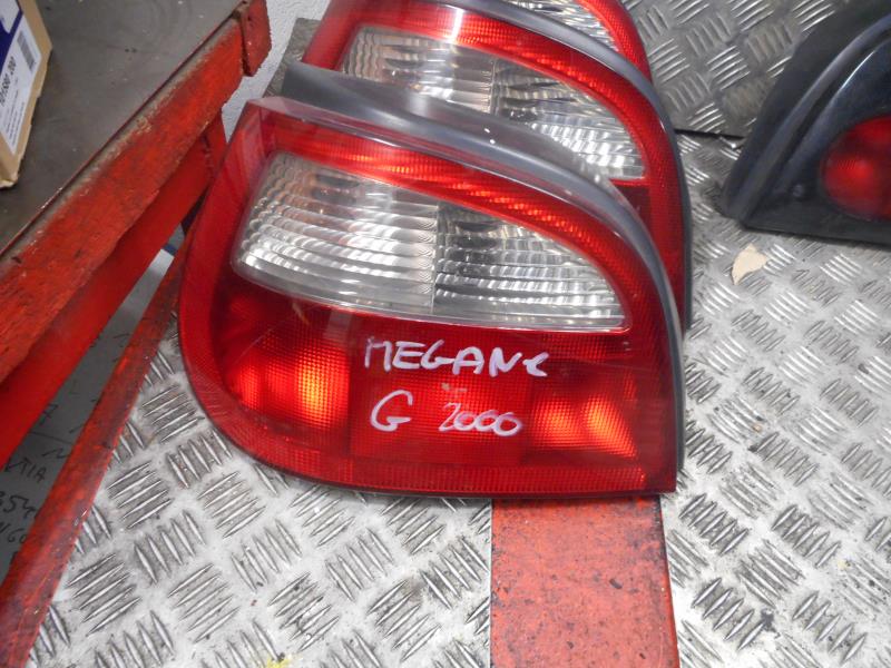 Fanale posteriore principale sinistro (luci)