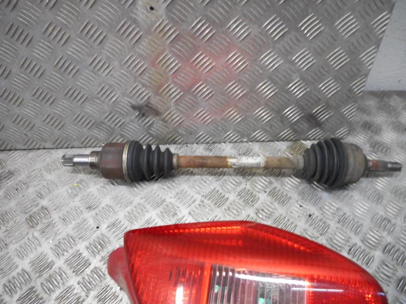 Cardan gauche (transmission)