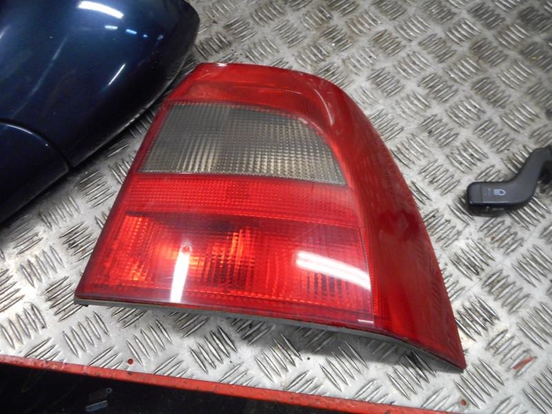 Fanale posteriore principale destro (luci)