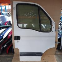 Porte avant droit
