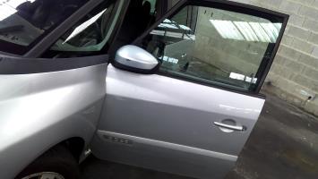 Porte avant gauche