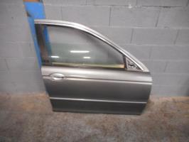 Porte avant droit