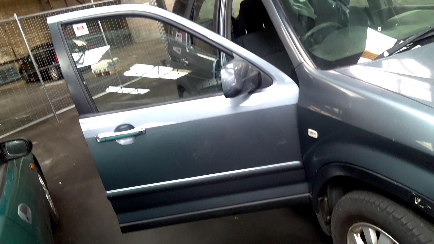 Porte avant droit