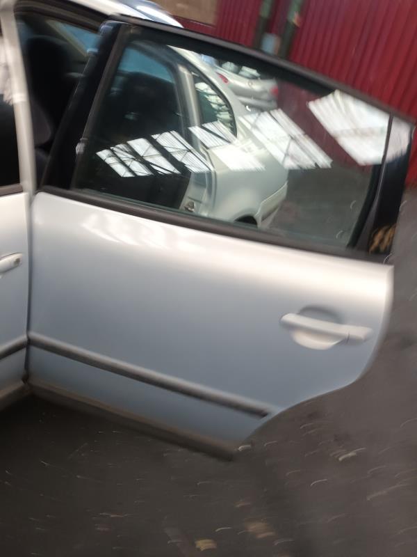 Porte arriere gauche