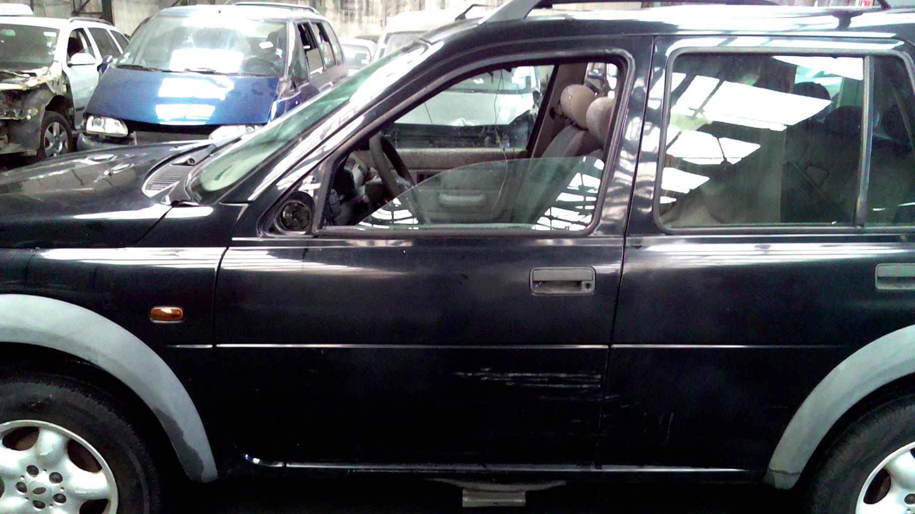 Porte avant gauche
