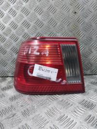Fanale posteriore principale sinistro (luci)