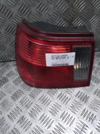 Fanale posteriore principale sinistro (luci)