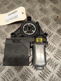 Moteur leve vitre avant droit