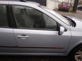 Porte avant droit
