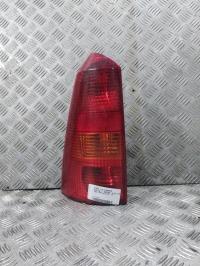 Luz trasera principal izquierda (luces)
