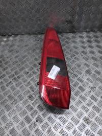 Fanale posteriore principale sinistro (luci)