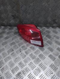 Fanale posteriore principale sinistro (luci)