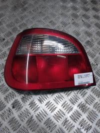 Fanale posteriore principale sinistro (luci)