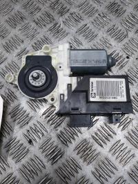 Moteur leve vitre avant droit