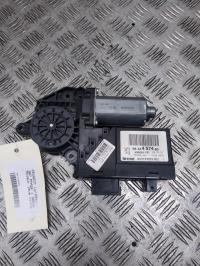 Moteur leve vitre avant droit