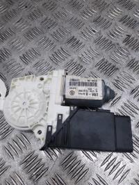 Moteur leve vitre avant droit