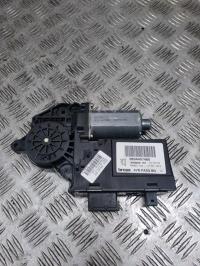 Moteur leve vitre avant droit