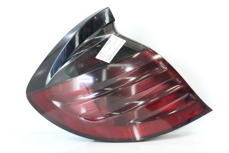 Fanale posteriore principale sinistro (luci)