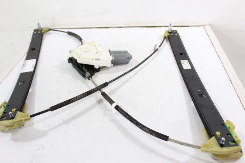 Leve vitre electrique avant gauche