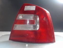 Fanale posteriore principale destro (luci)