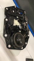 Leve vitre electrique avant gauche