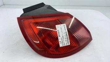 Fanale posteriore principale sinistro (luci)