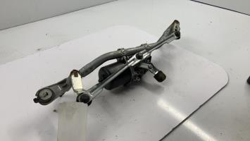 Moteur essuie glace avant