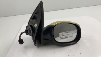 Retrovisor derecho
