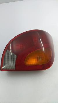 Fanale posteriore principale destro (luci)
