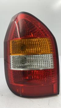 Fanale posteriore principale sinistro (luci)