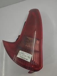 Fanale posteriore principale sinistro (luci)