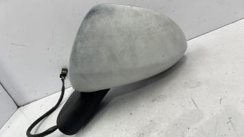 Retrovisor izquierdo