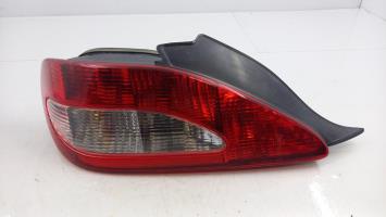 Fanale posteriore principale sinistro (luci)