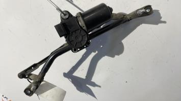Motore tergicristallo anteriore