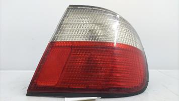 Fanale posteriore principale destro (luci)