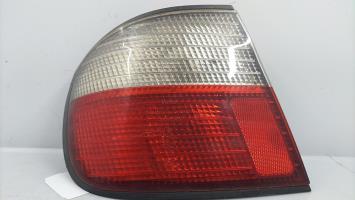 Fanale posteriore principale sinistro (luci)