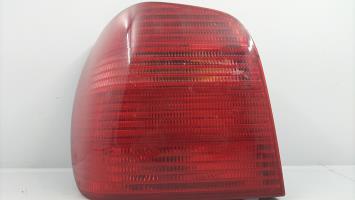 Fanale posteriore principale sinistro (luci)