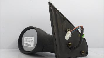 Retrovisor izquierdo